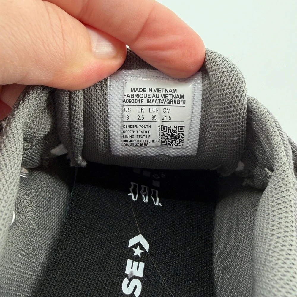 Converse Chuck Taylor All Star Gray Youth 3 Sneakers Hook Loop A09301F‎